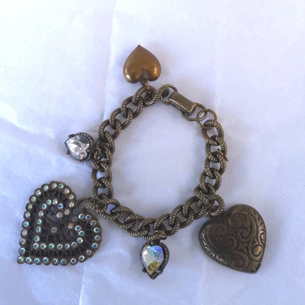 Heart/Valentine Motif Metal & Rhinestone Bracelet